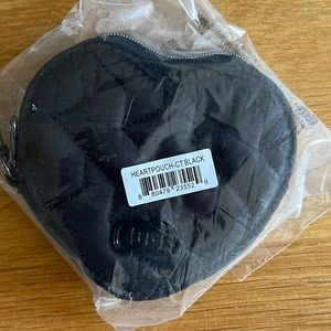 NWT Lug Heart Pouch in Contemporary Black 🖤